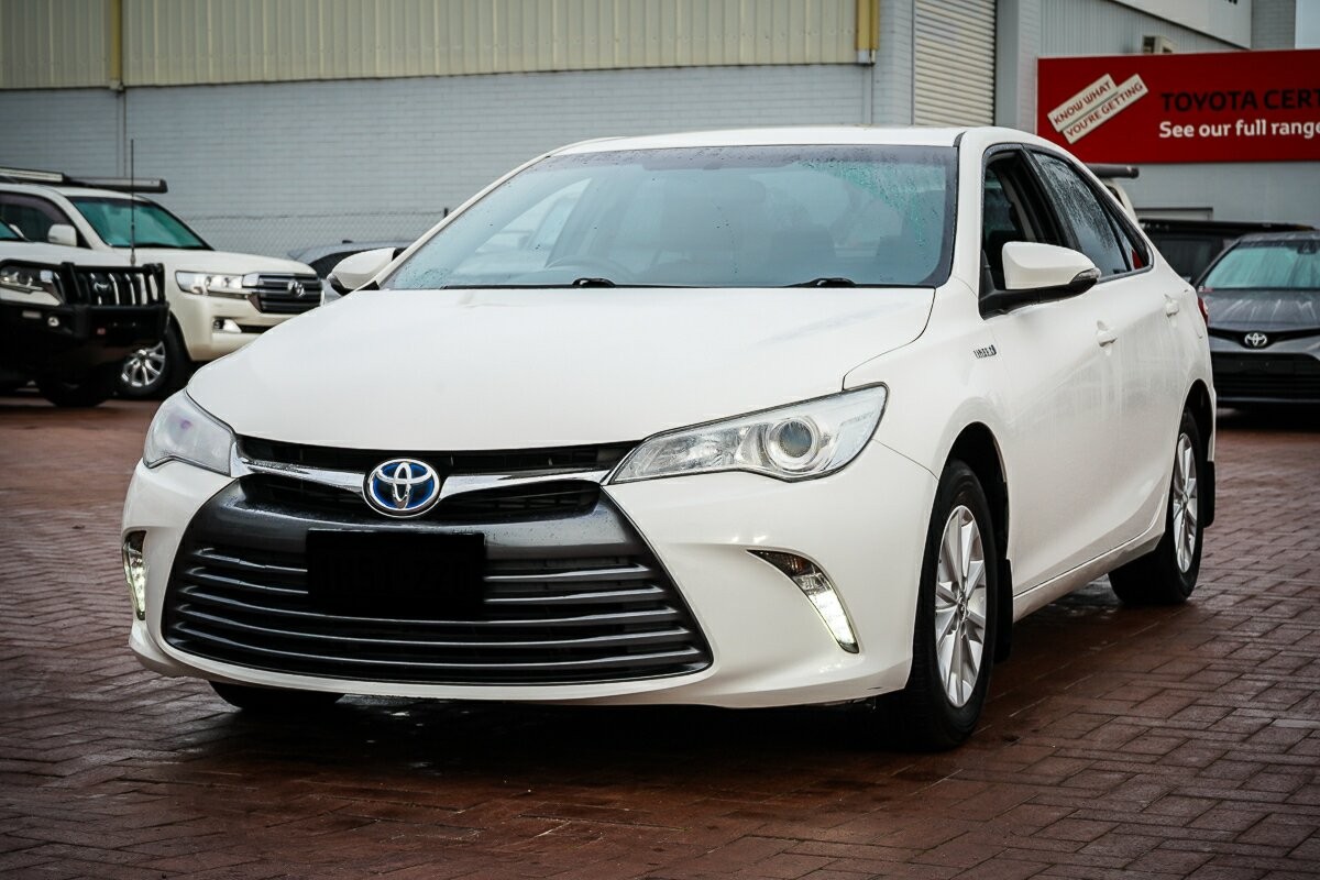 Toyota Camry image 4