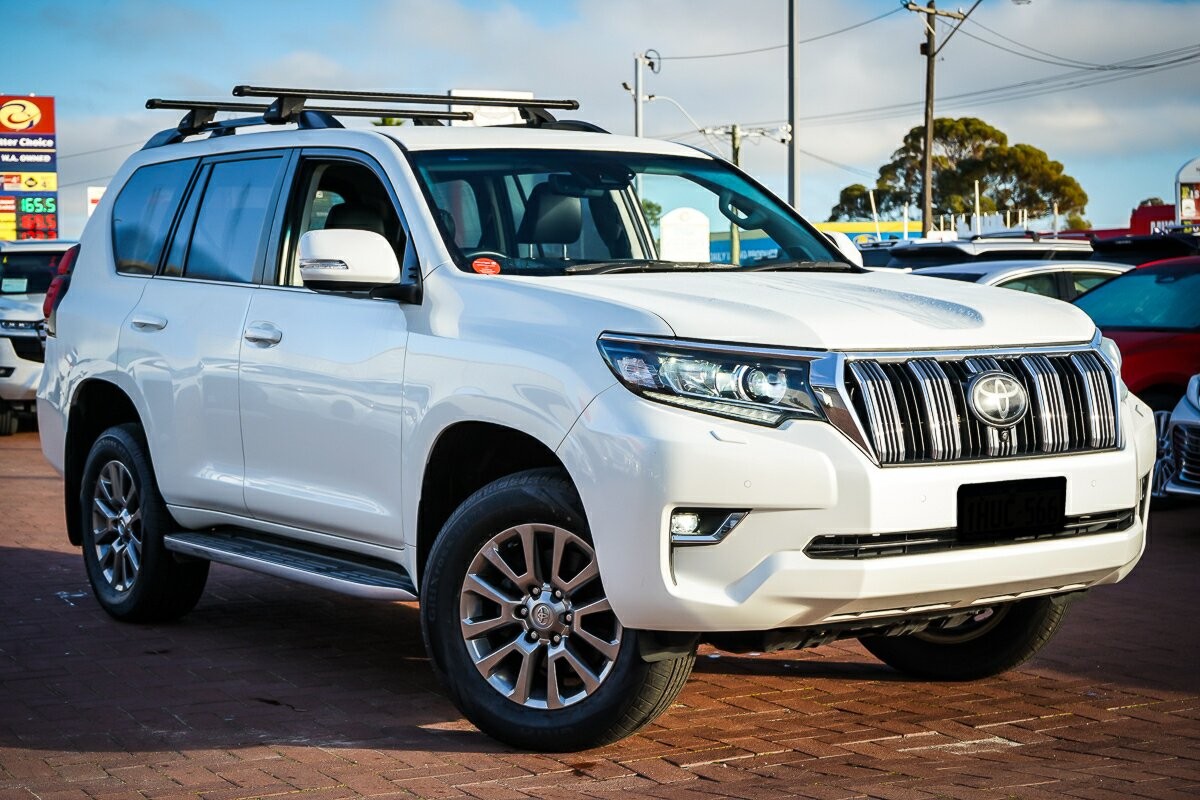 Toyota Landcruiser Prado image 1