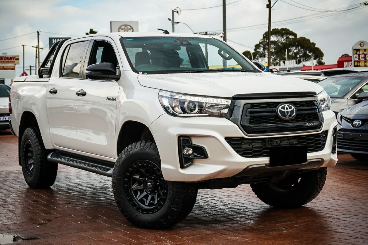 Toyota Hilux image 1