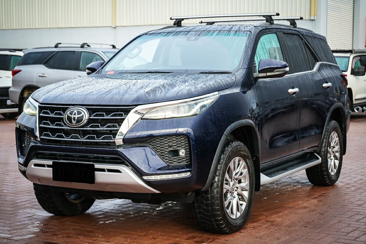 Toyota Fortuner image 4