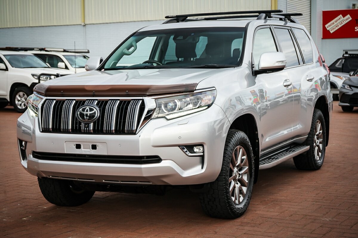 Toyota Landcruiser Prado image 4
