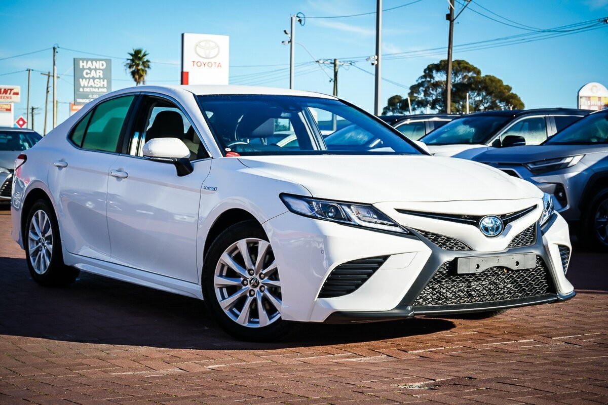 Toyota Camry image 1