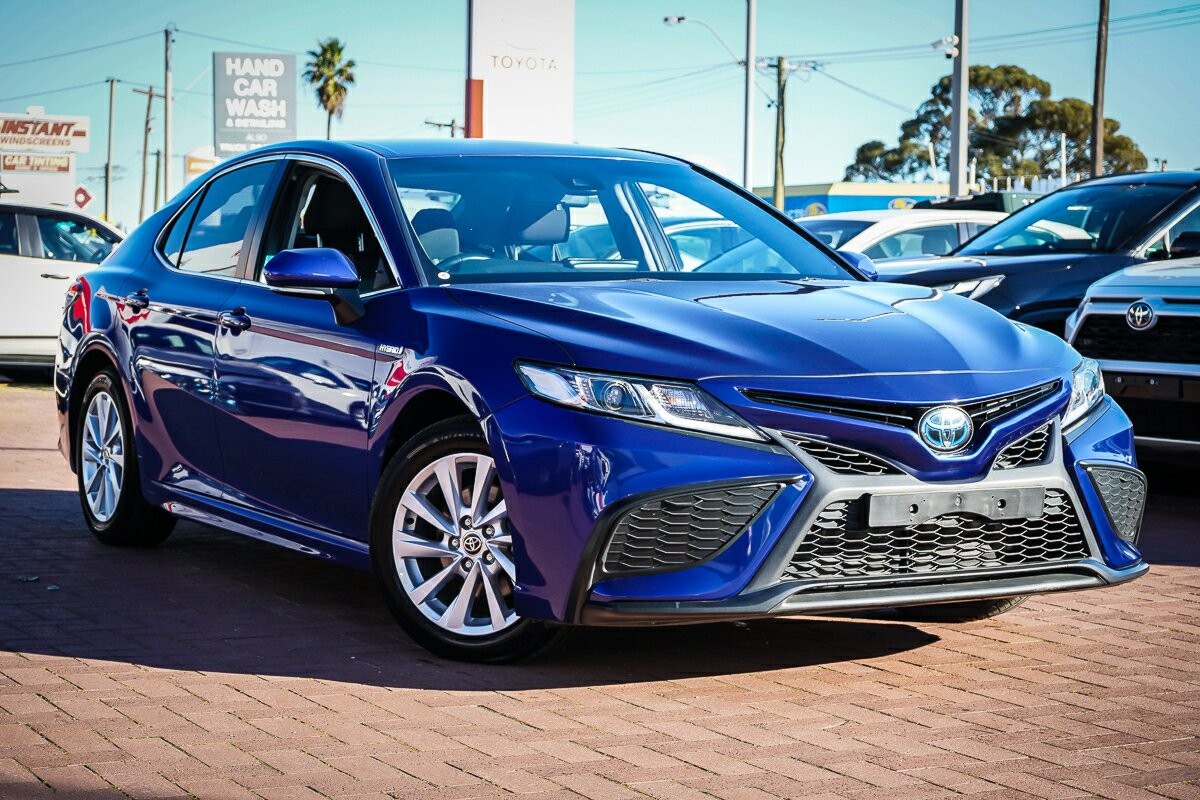 Toyota Camry image 1