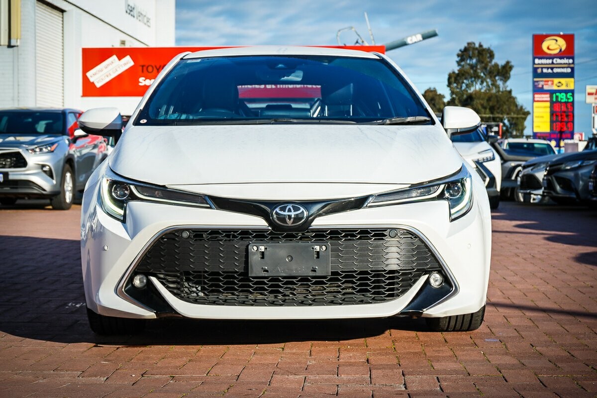 Toyota Corolla image 3