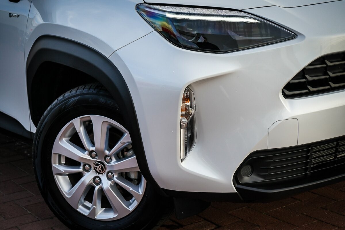 Toyota Yaris Cross image 2