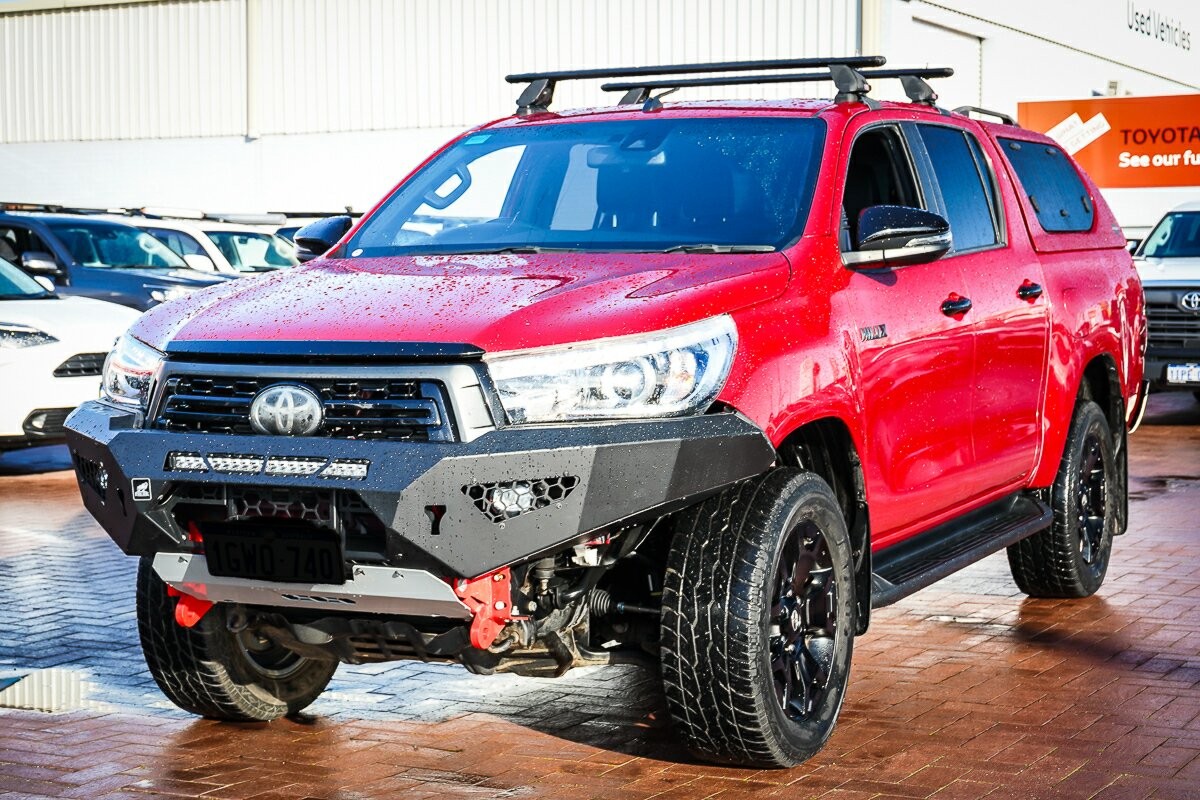 Toyota Hilux image 4
