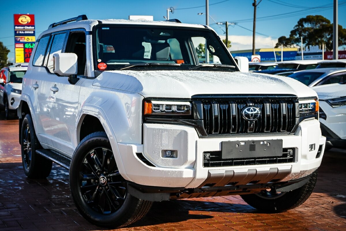 Toyota Landcruiser Prado image 1