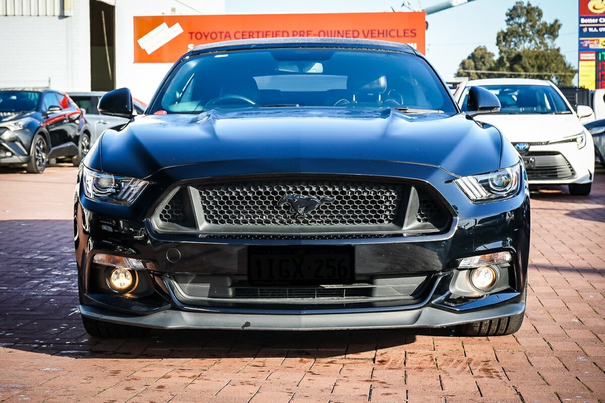 Ford Mustang image 3