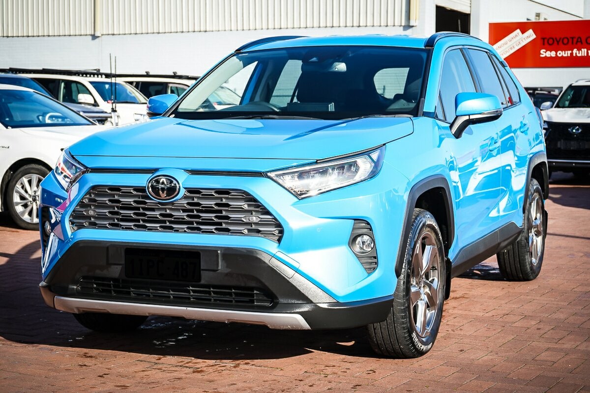 Toyota Rav4 image 4