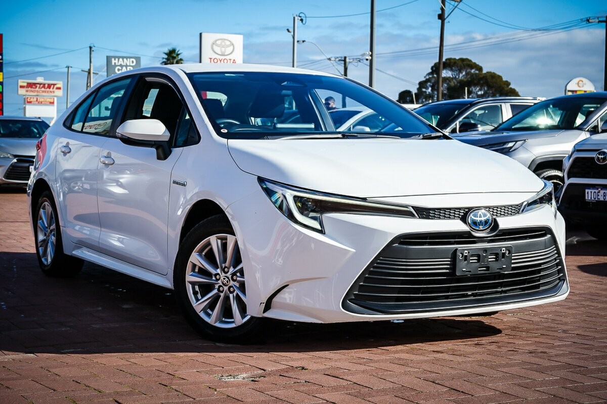 Toyota Corolla image 1