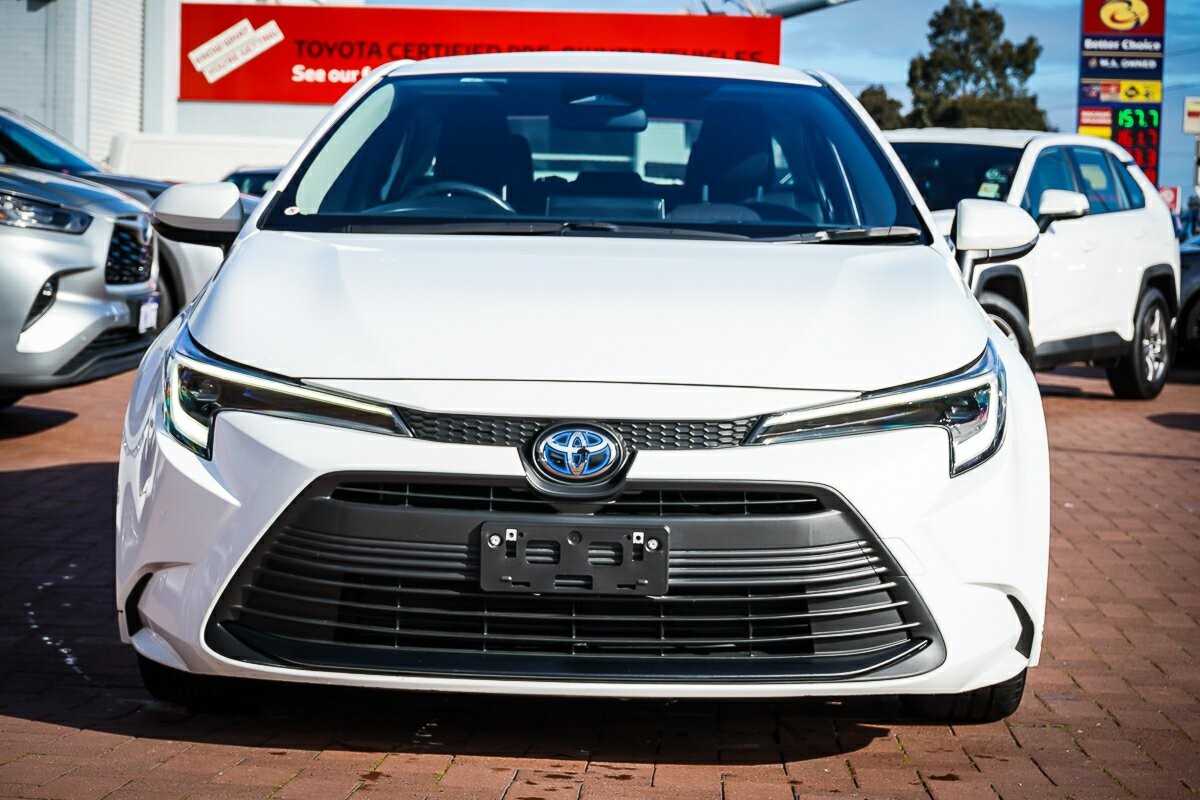 Toyota Corolla image 3