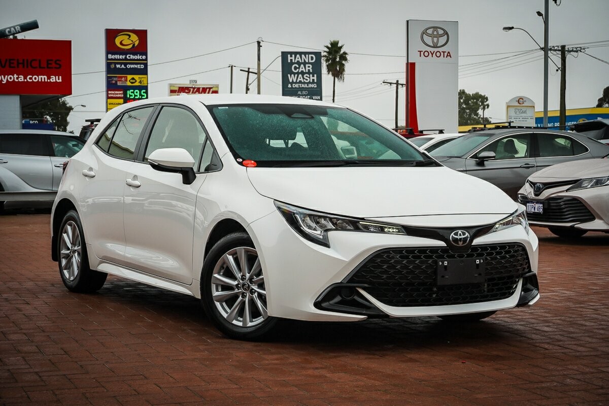 Toyota Corolla image 1
