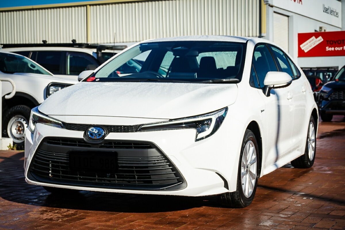 Toyota Corolla image 4