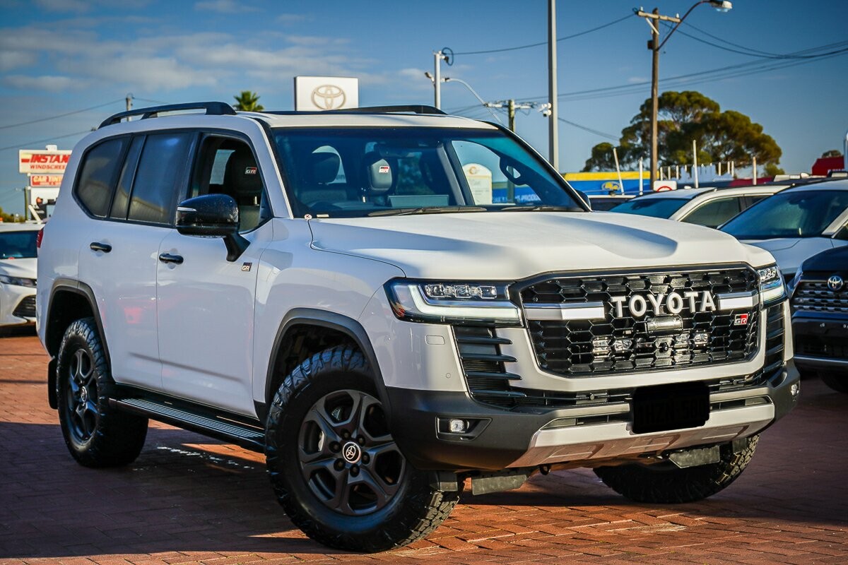 Toyota Landcruiser image 1