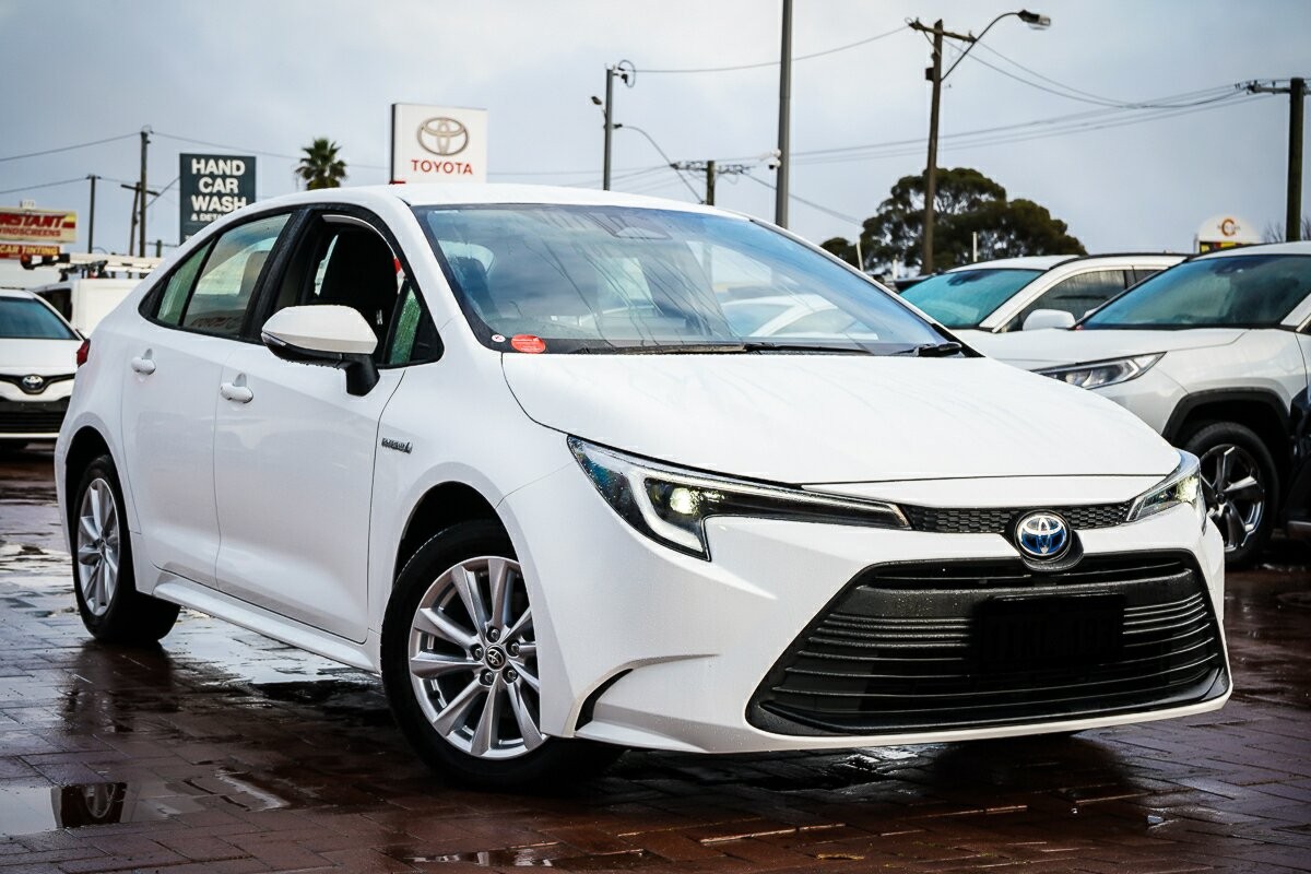 Toyota Corolla image 1