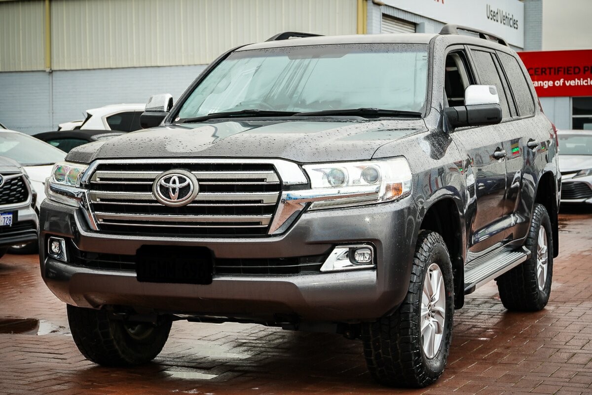 Toyota Landcruiser image 4