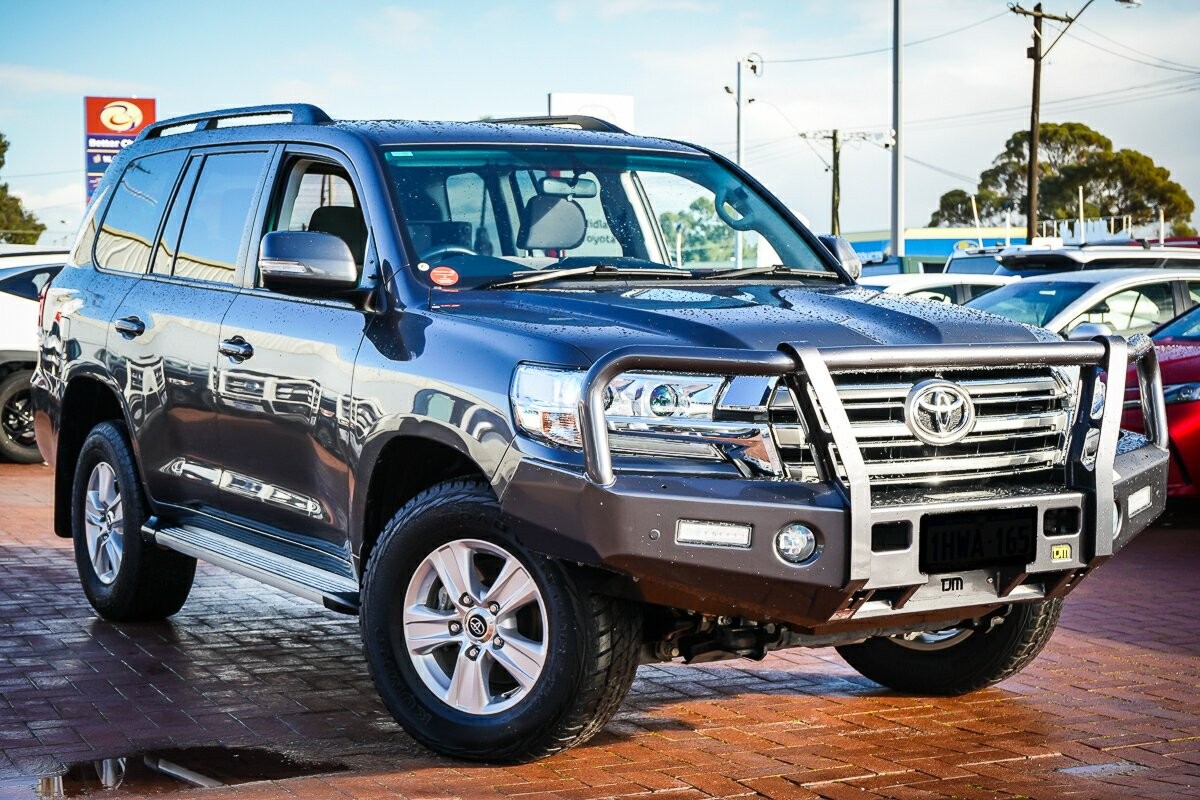 Toyota Landcruiser image 1