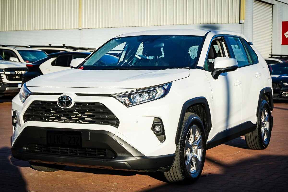 Toyota Rav4 image 4
