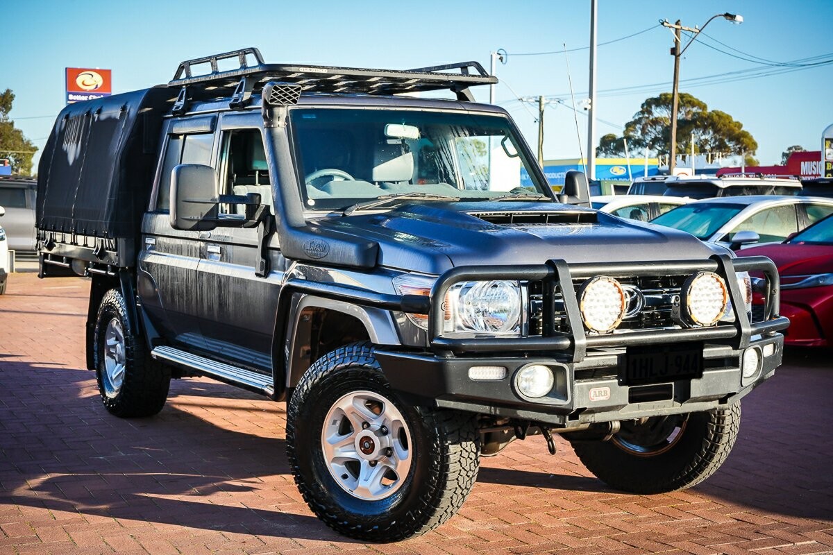 Toyota Landcruiser image 1