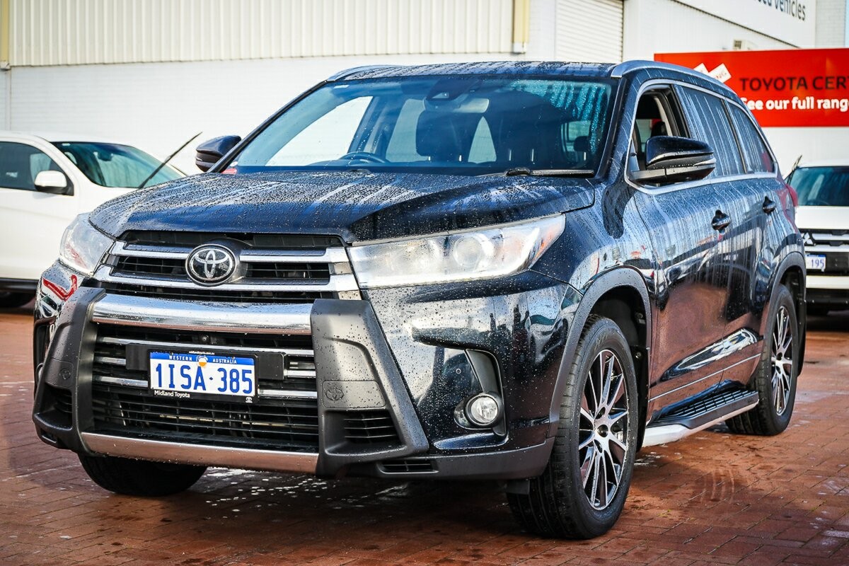 Toyota Kluger image 4