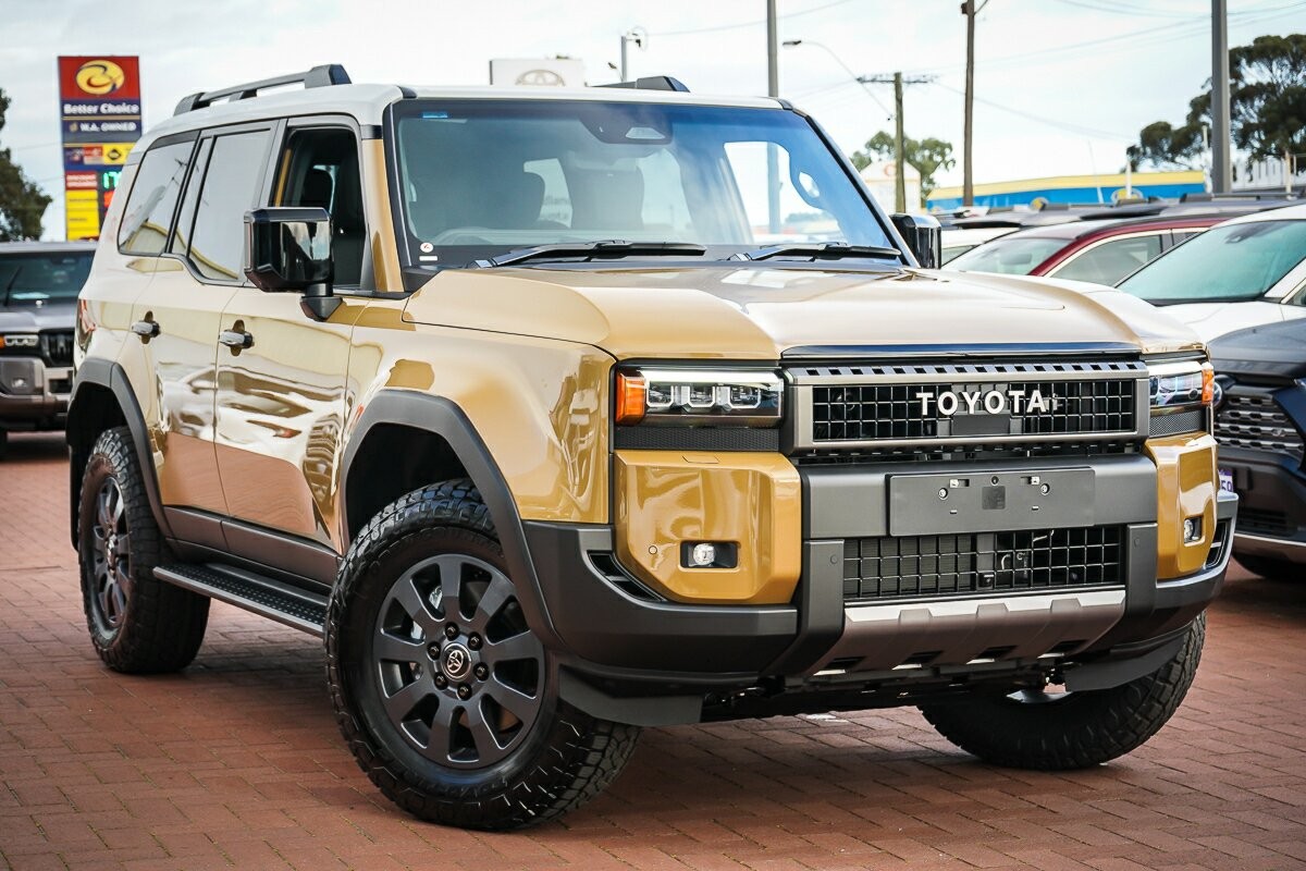 Toyota Landcruiser Prado image 1