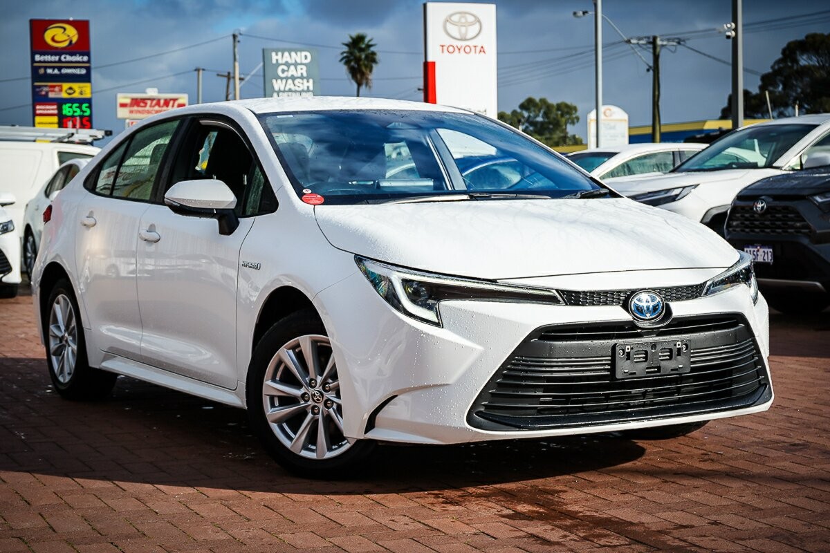 Toyota Corolla image 1