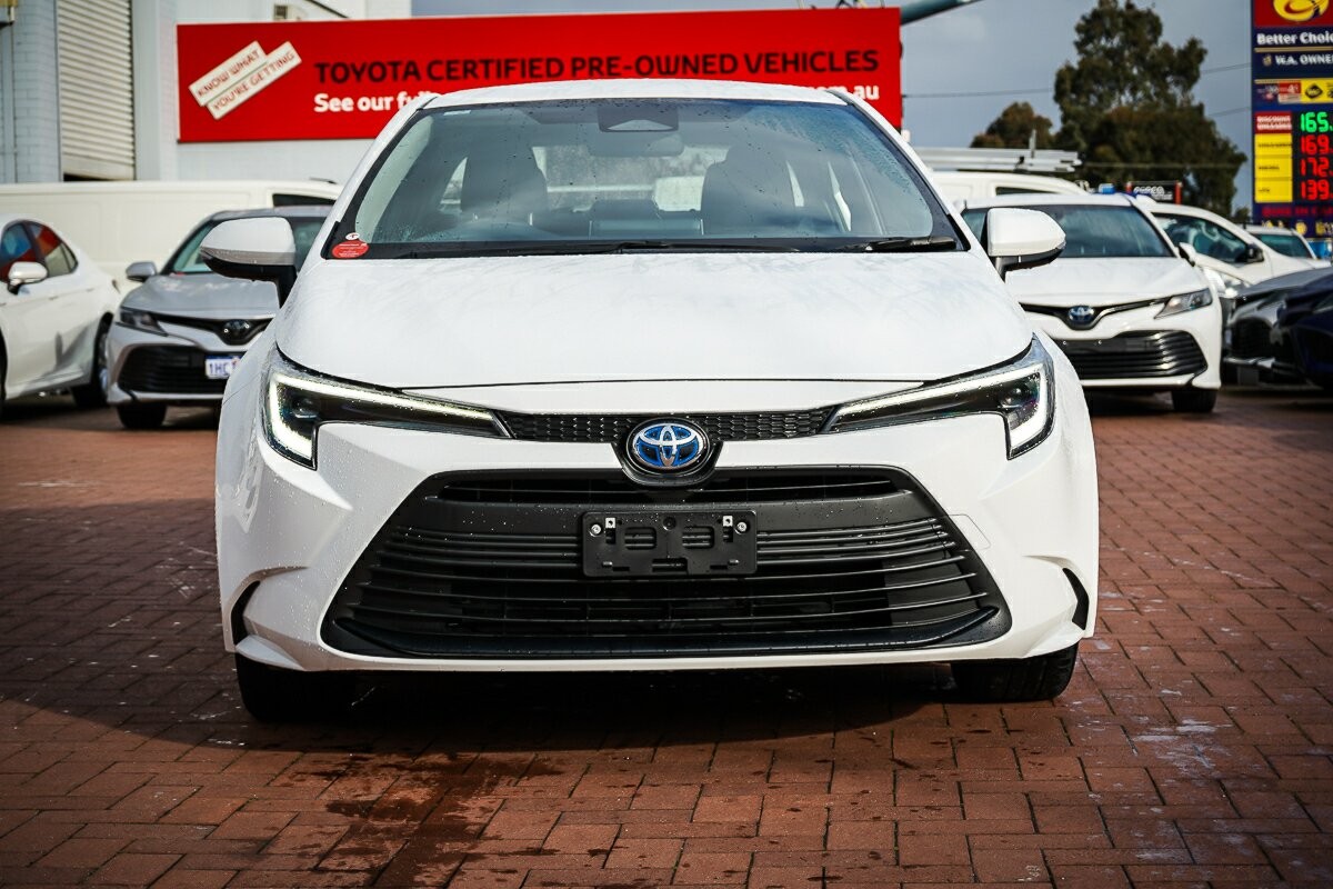 Toyota Corolla image 3