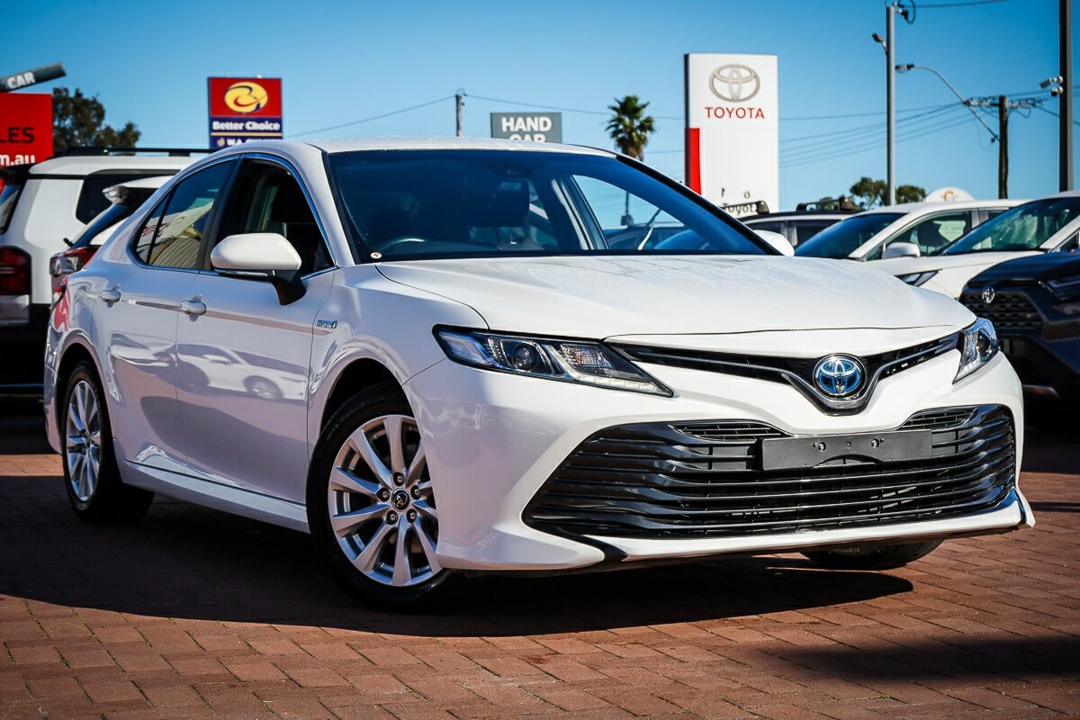 Toyota Camry image 1