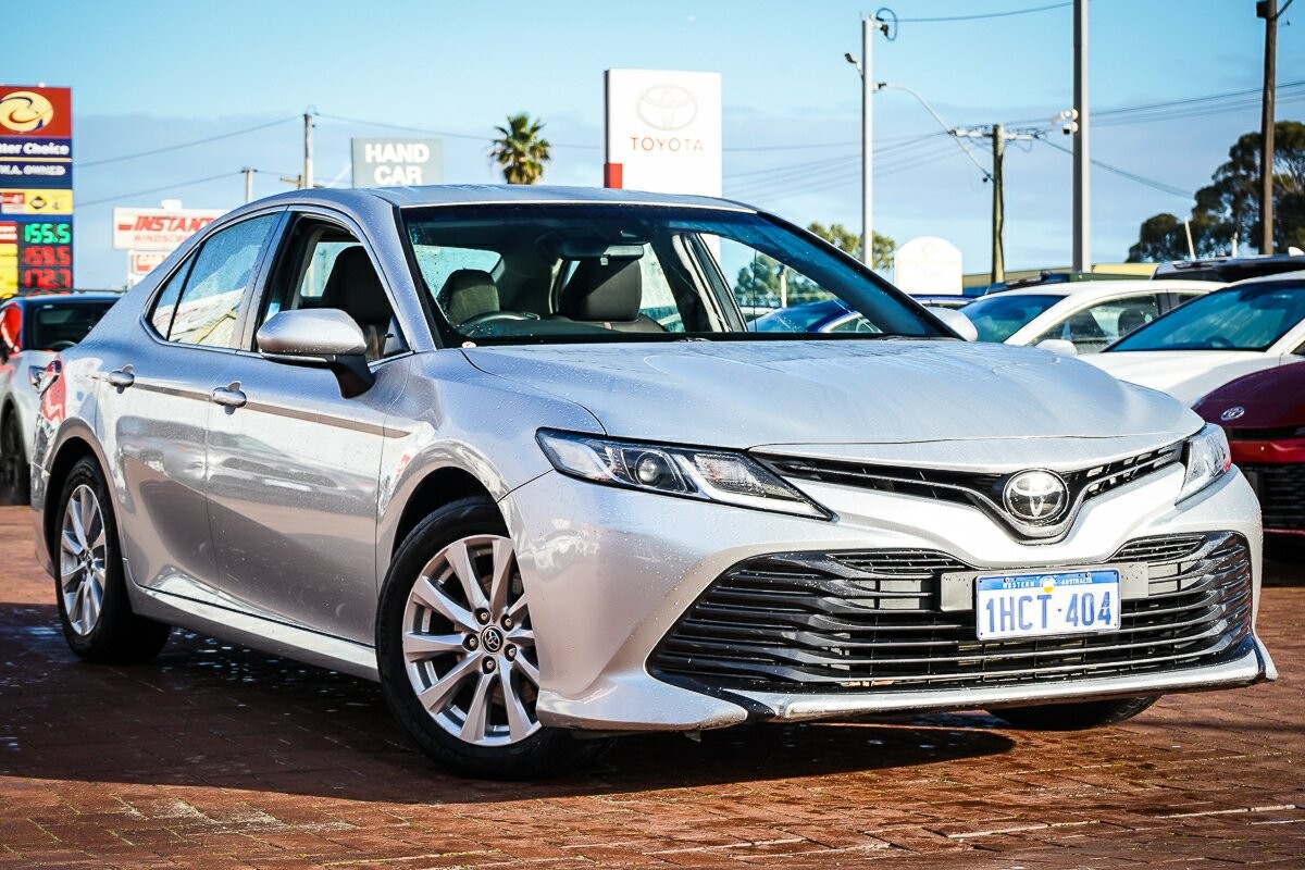 Toyota Camry image 1