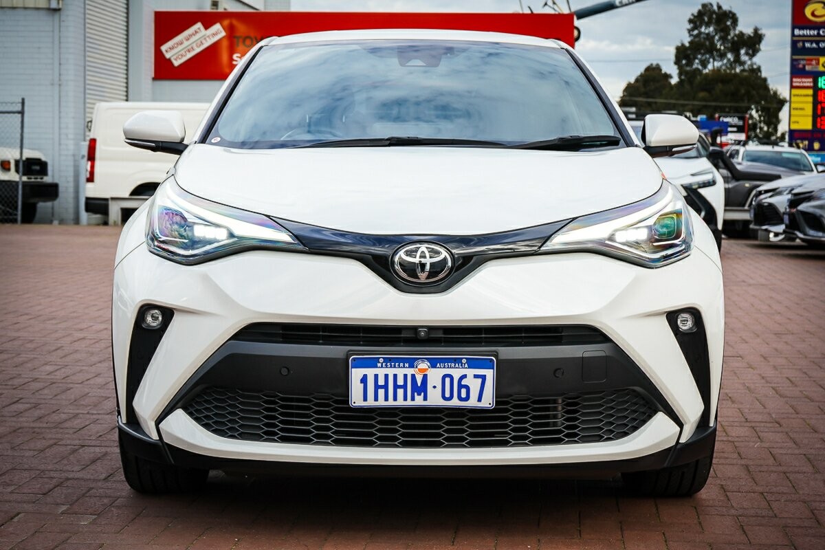 Toyota C-hr image 3