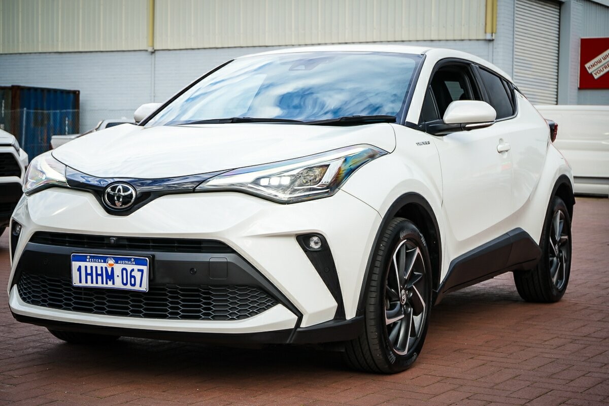 Toyota C-hr image 4