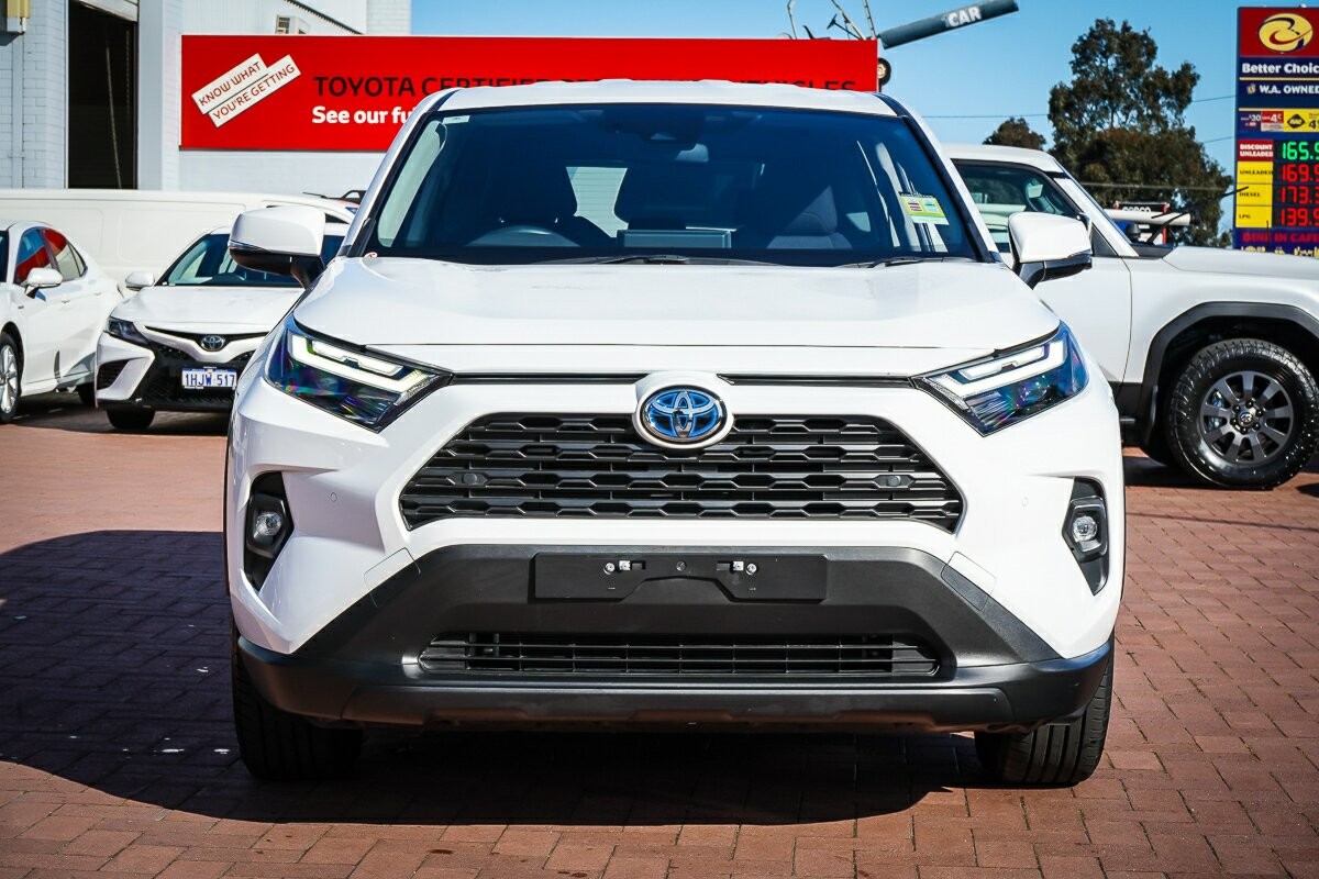 Toyota Rav4 image 3