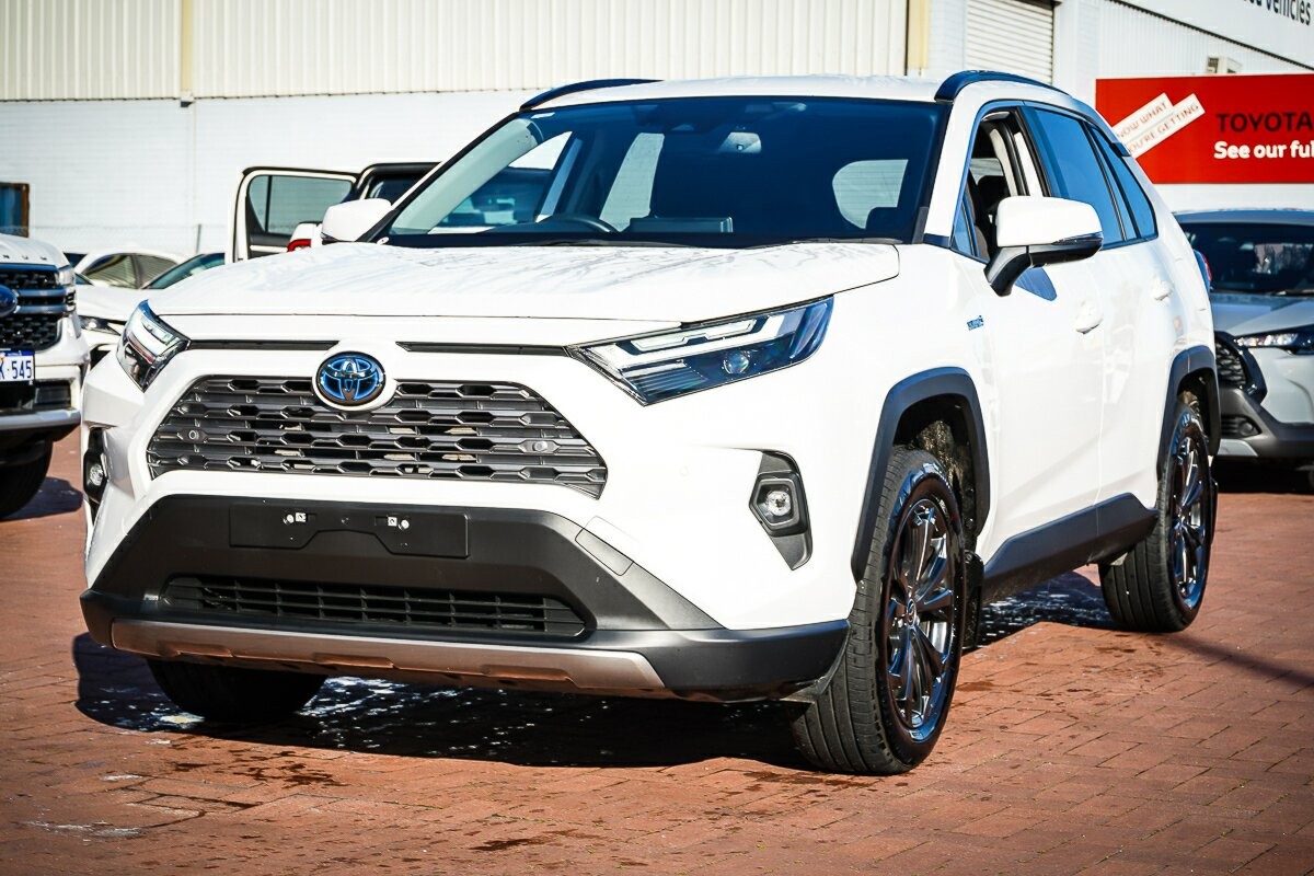 Toyota Rav4 image 4