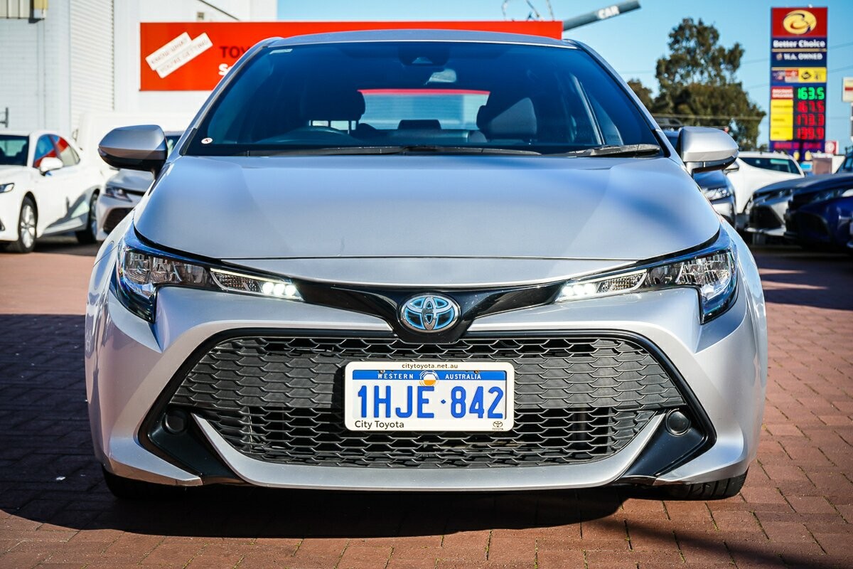 Toyota Corolla image 3