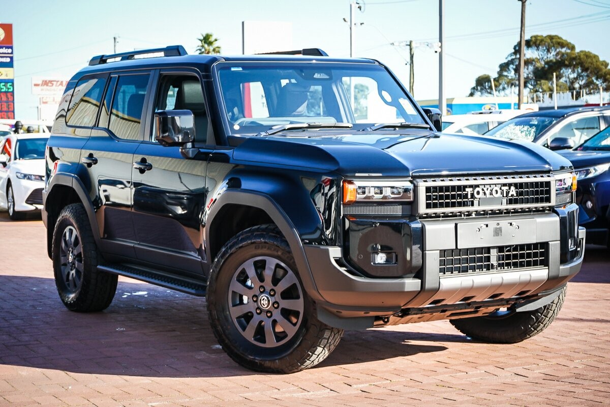 Toyota Landcruiser Prado image 1