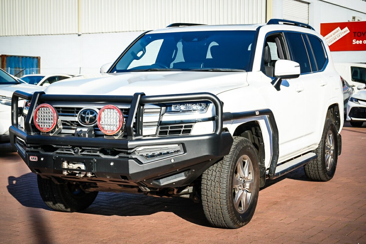 Toyota Landcruiser image 4