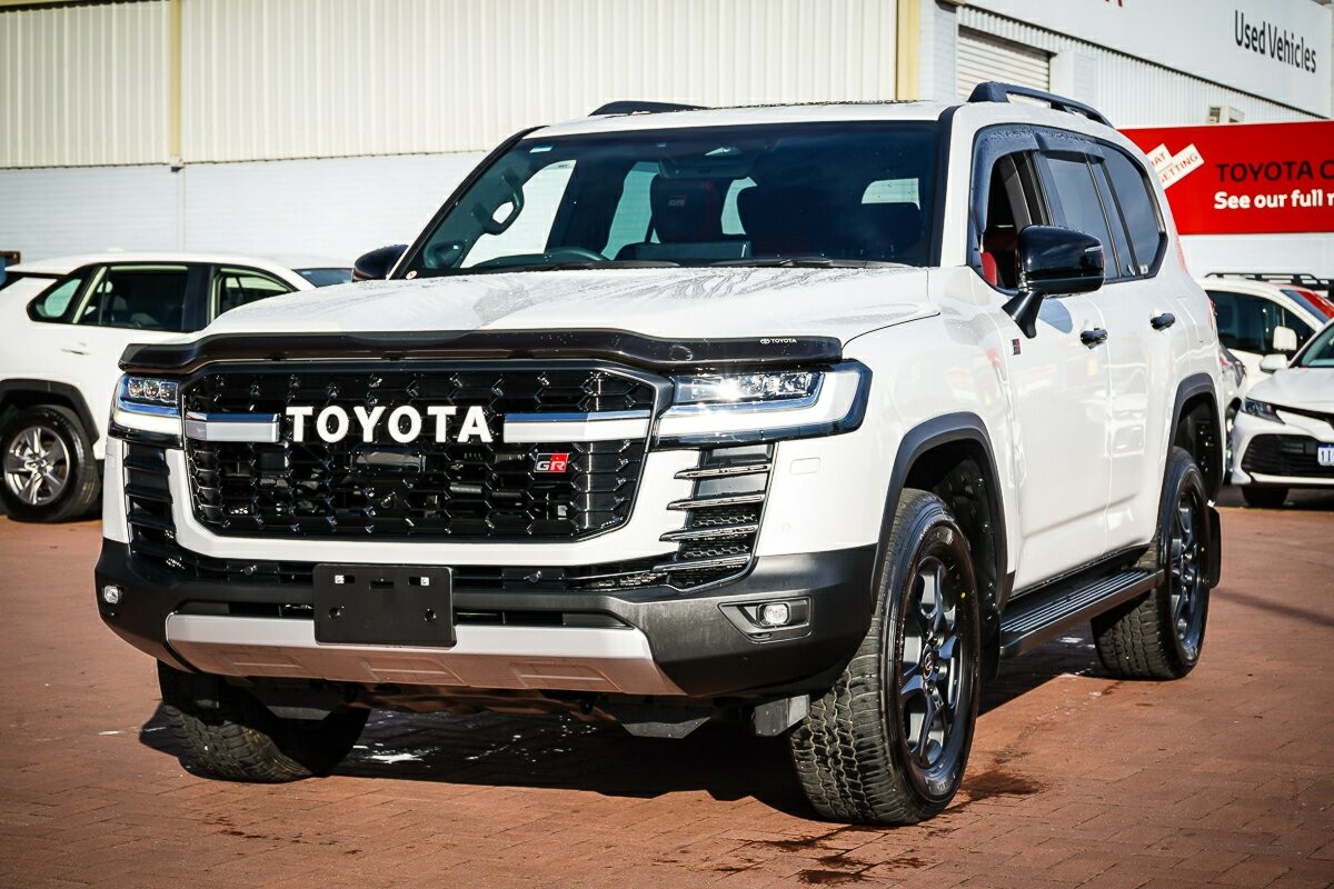 Toyota Landcruiser image 4