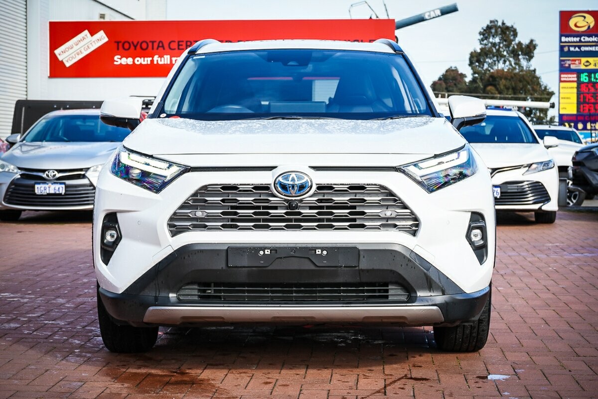 Toyota Rav4 image 3