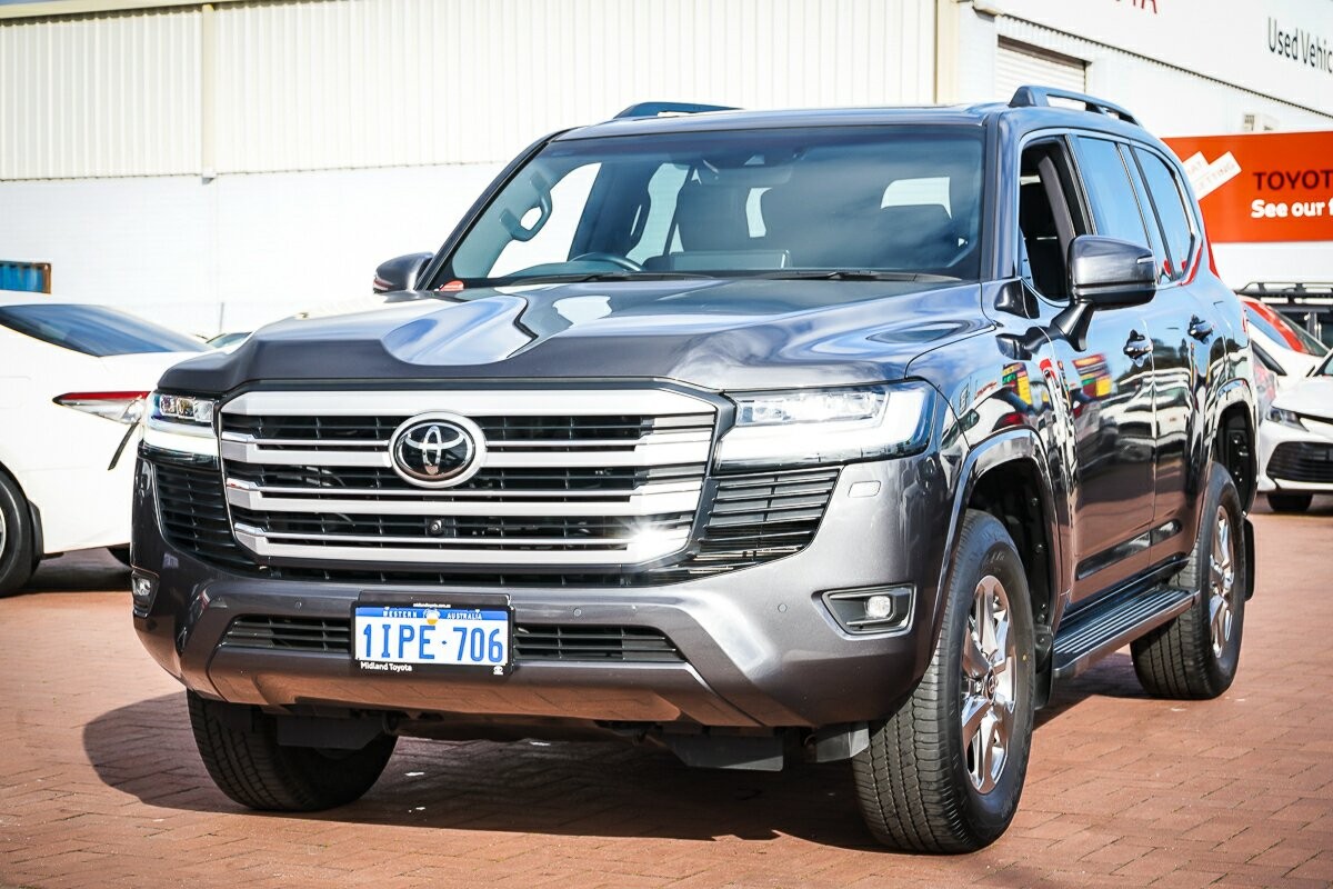Toyota Landcruiser image 4