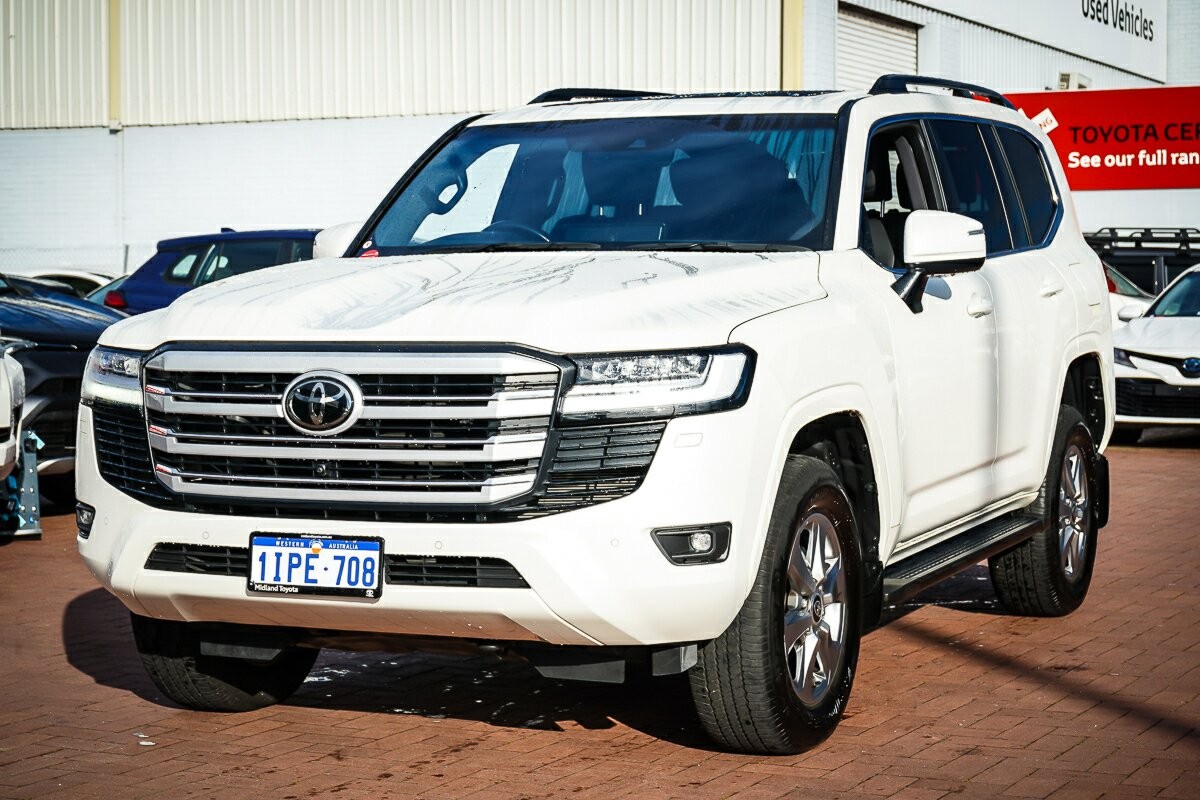 Toyota Landcruiser image 4
