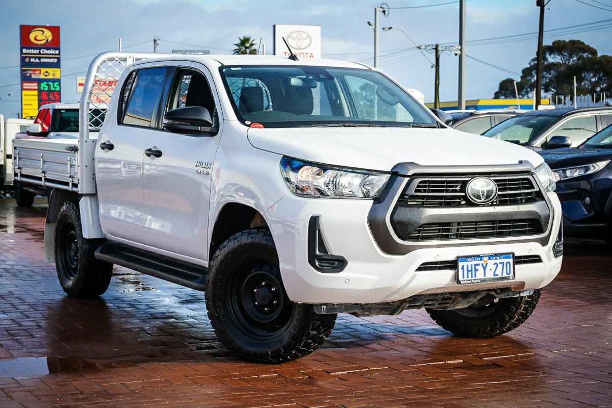 Toyota Hilux image 1