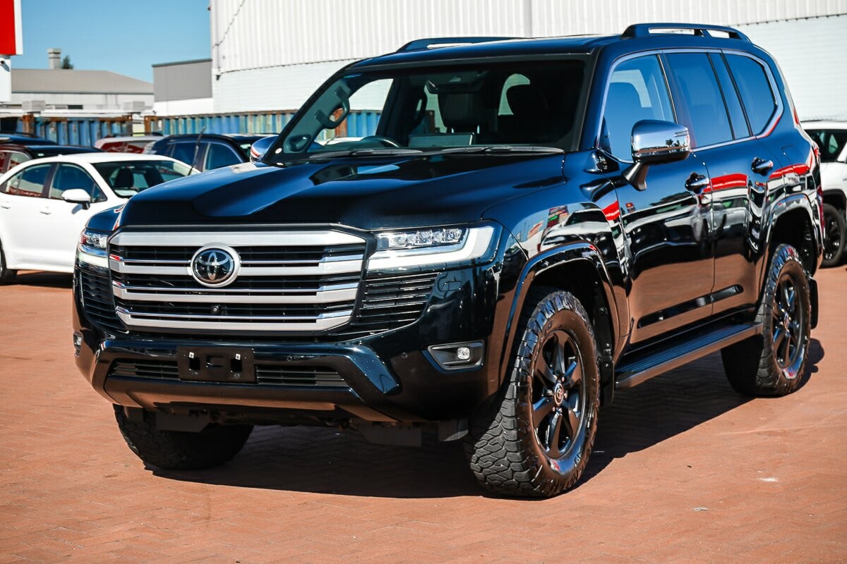 Toyota Landcruiser image 3