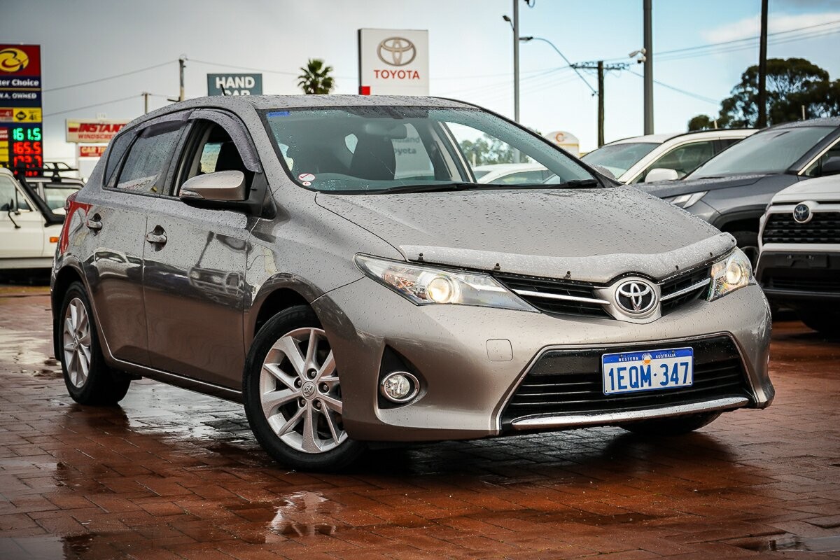 Toyota Corolla image 1