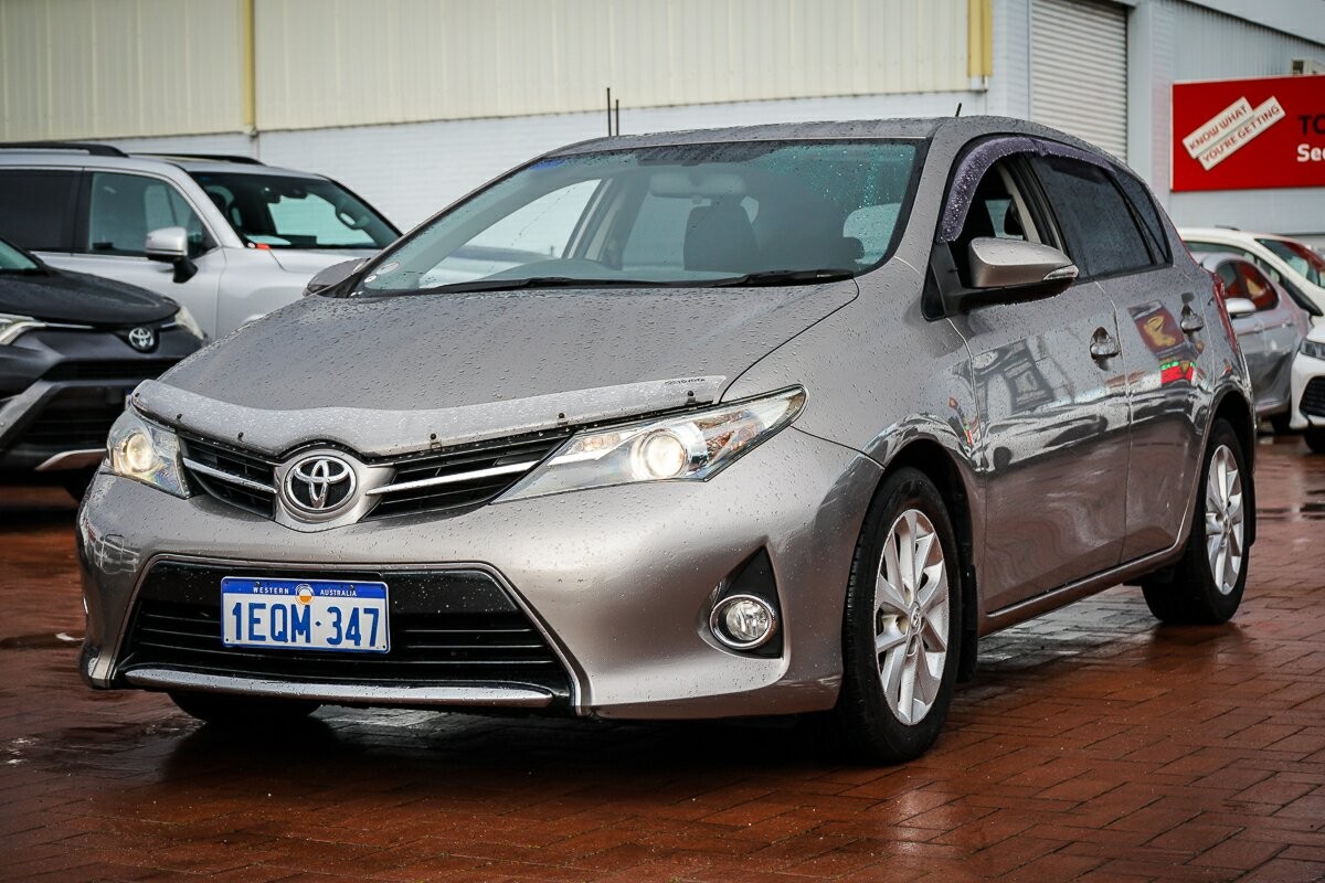 Toyota Corolla image 4