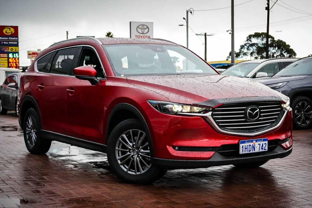 Mazda Cx-8 image 1