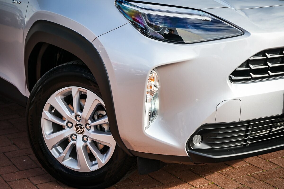 Toyota Yaris Cross image 2
