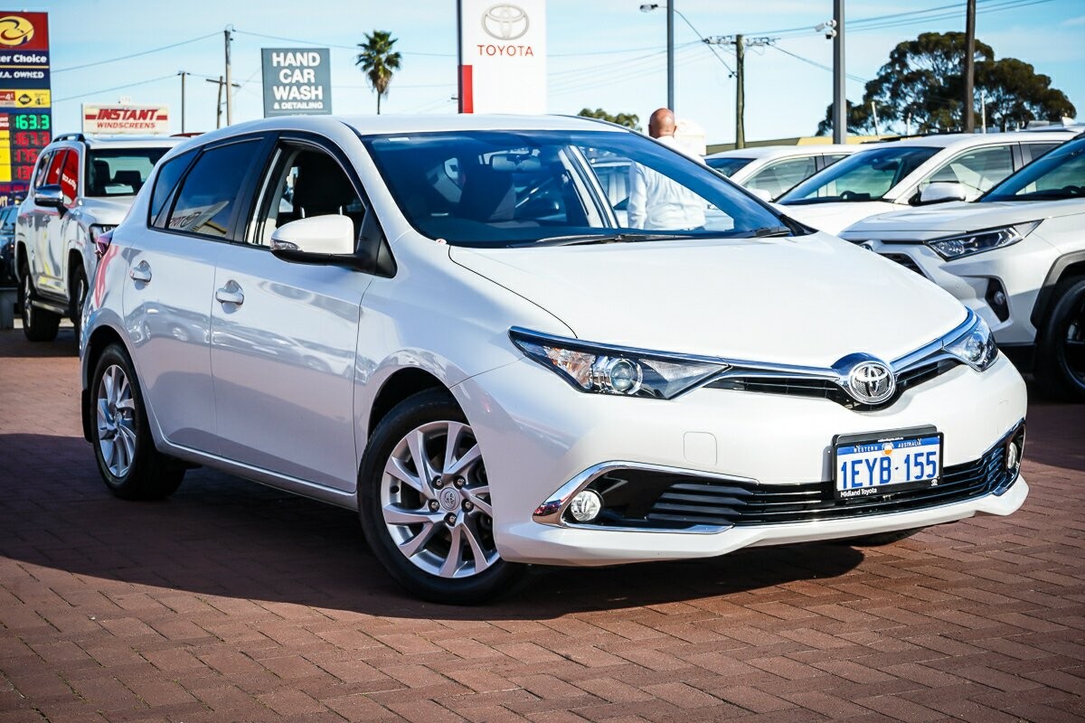 Toyota Corolla image 1
