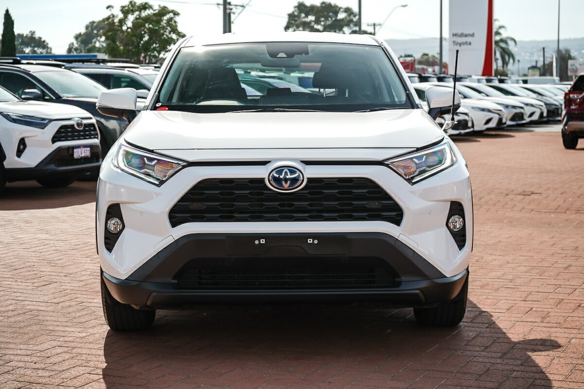 Toyota Rav4 image 3