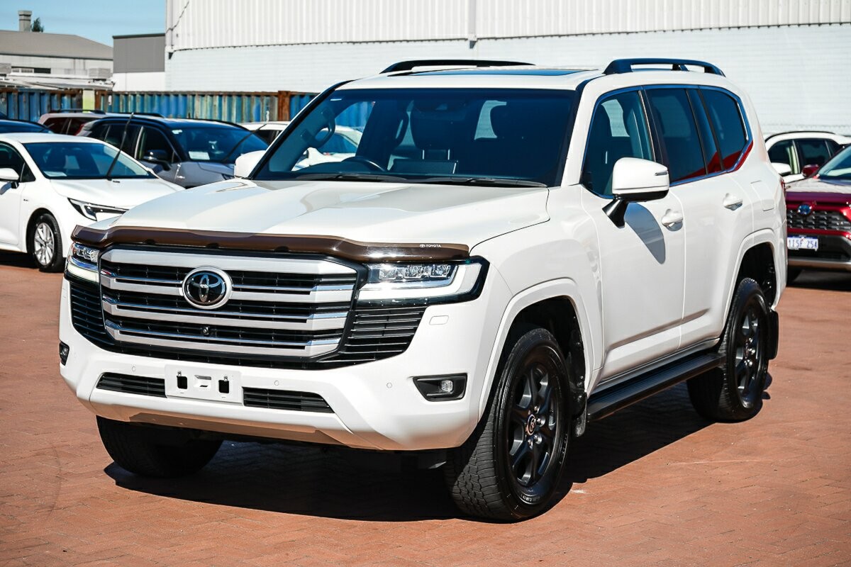 Toyota Landcruiser image 4