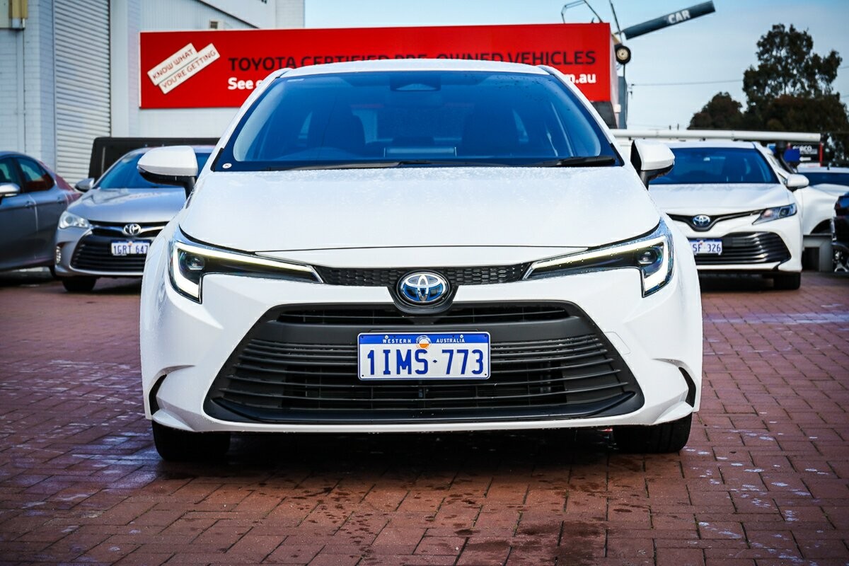 Toyota Corolla image 3